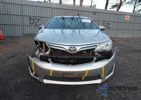 2012 Toyota Camry Le z USA, uszkodzony, nr VIN 4T1BF1FK2CU148584